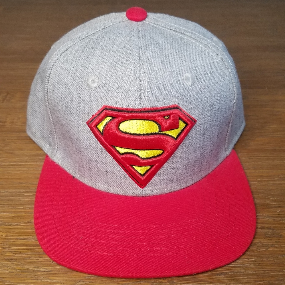 Superman DC Comics Classic Symbol SnapBack hat (Single Hat)